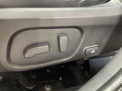 Used 2015 Subaru Forester 2.0XT Touring w/ Eyesight & Navigation System image 11