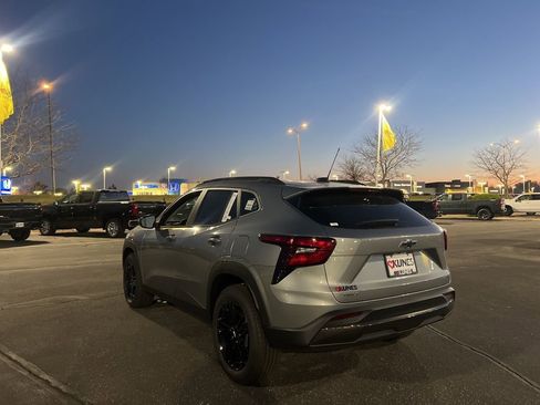 New 2026 Chevrolet Trax ACTIV w/ Sunroof Package image 5