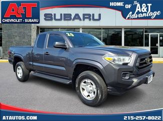 Used 2020 Toyota Tacoma SR video 1