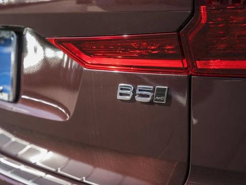 New 2026 Volvo XC60 B5 Plus w/ Protection Package Premier AWD/4WD image 8