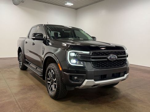 Used 2024 Ford Ranger Lariat w/ FX4 Off-Road Package image 29