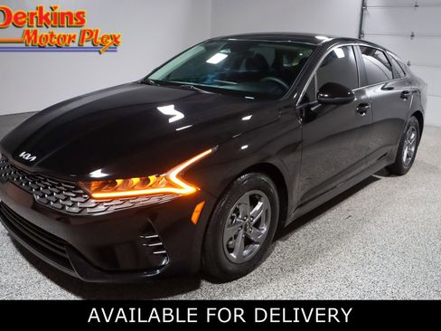 Used 2023 Kia K5 LXS image 1