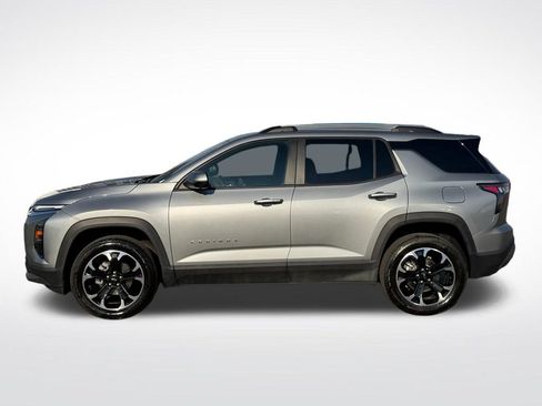 Used 2025 Chevrolet Equinox LT w/ Convenience Package II AWD/4WD image 2