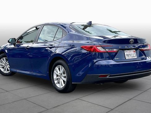Used 2025 Toyota Camry LE w/ Convenience Package FWD image 11