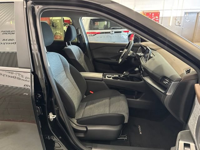 Certified 2023 Nissan Rogue SV AWD/4WD image 15