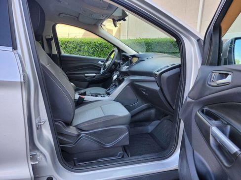 Used 2014 Ford Escape SE w/ Equipment Group 201A AWD/4WD image 6