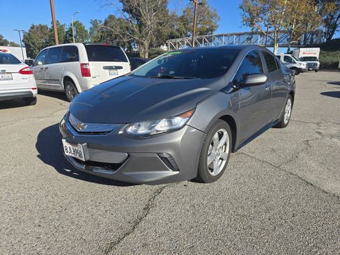 Used 2017 Chevrolet Volt LT w/ Comfort Package image 1