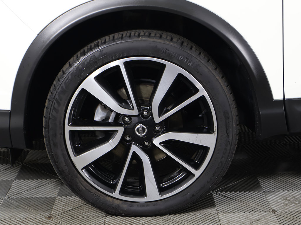 Used 2019 Nissan Rogue Sport SL w/ Premium Package AWD/4WD image 24