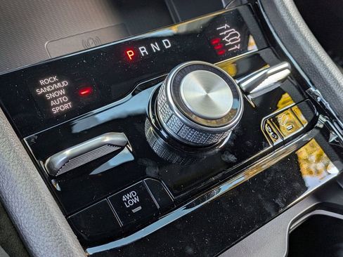 New 2025 Jeep Grand Cherokee Summit image 23