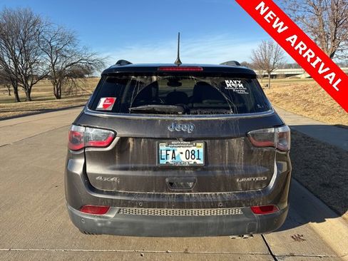 Used 2018 Jeep Compass Limited image 4