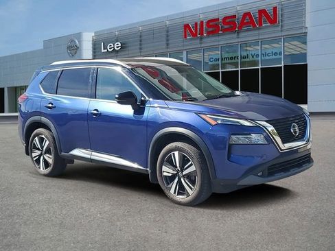 Used 2021 Nissan Rogue SL w/ Premium Package image 1