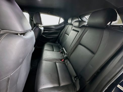 Used 2022 MAZDA MAZDA3 s FWD image 25