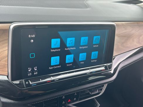 Used 2025 Volkswagen Atlas SE w/ Panoramic Sunroof Package FWD image 27