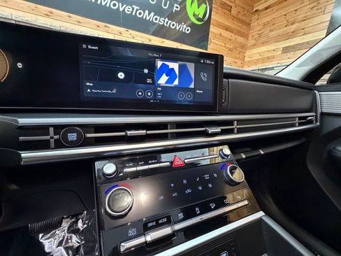 Used 2025 Hyundai Santa Fe XRT image 18