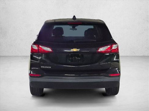 Used 2020 Chevrolet Equinox LS w/ LS Convenience Package FWD image 6