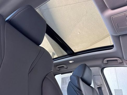 Certified 2024 Acura MDX FWD image 22