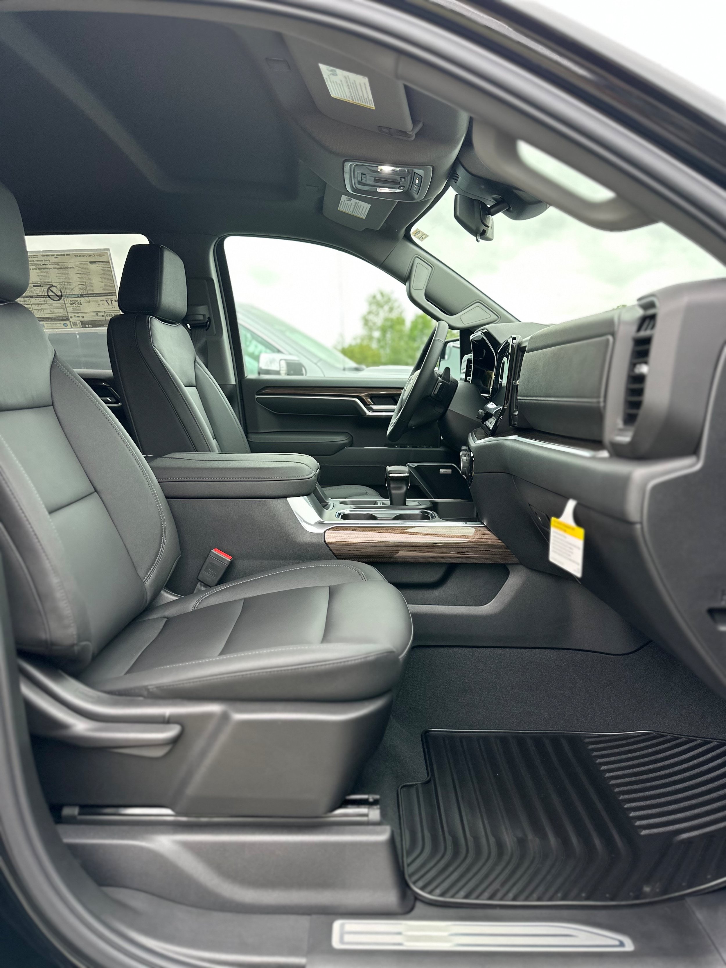 New 2026 Chevrolet Silverado 1500 RST w/ Z71 Off-Road Package AWD/4WD image 21