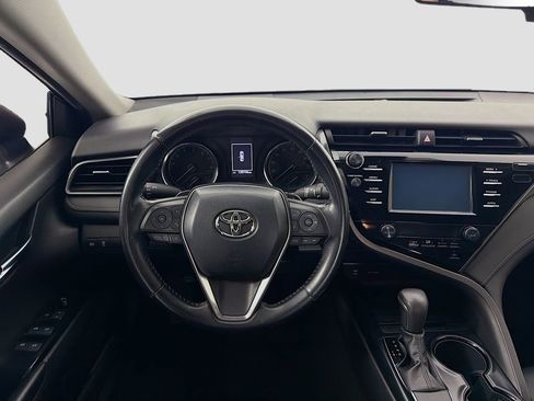 Used 2019 Toyota Camry SE image 20