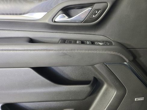 Used 2023 GMC Yukon XL Denali image 23