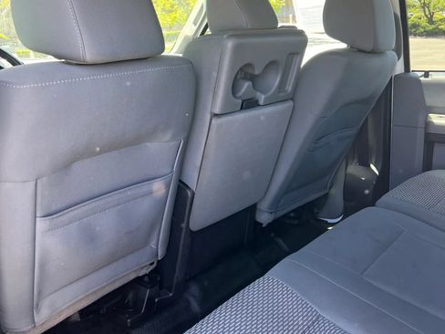 Used 2011 Ford F250 XLT w/ XLT Interior Pkg AWD/4WD image 16