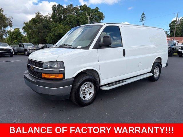 Certified 2025 Chevrolet Express 2500 w/ Driver Convenience Package RWD image 3