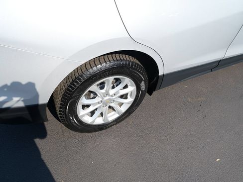 Used 2019 Chevrolet Equinox LT AWD/4WD image 34