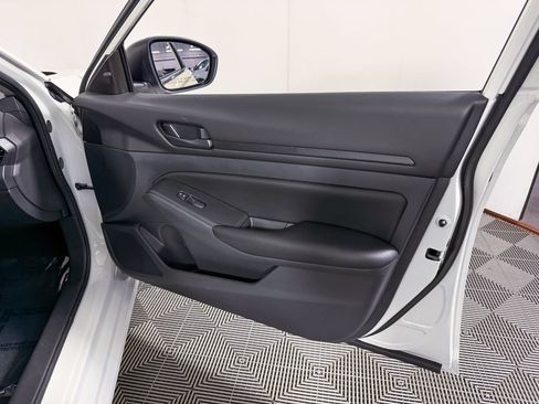 Certified 2025 Nissan Altima 2.5 S FWD image 38