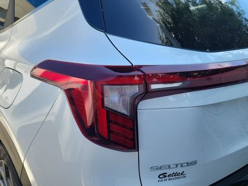 Used 2024 Kia Seltos S FWD image 8
