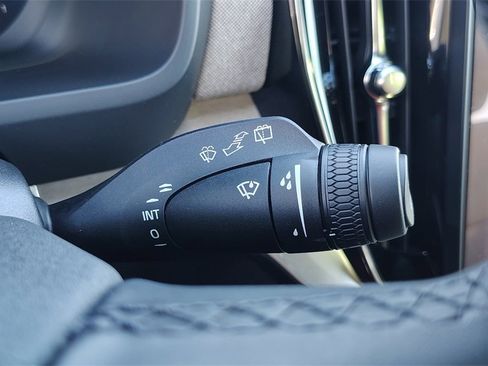 New 2026 Volvo XC90 B6 Plus image 17