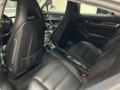 Used 2012 Porsche Panamera 4 image 47