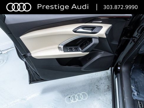 Used 2025 Audi Q5 Prestige AWD/4WD image 23