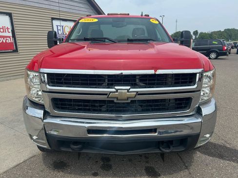 Used 2008 Chevrolet Silverado 2500 LT w/ Suspension Package, Off-Road AWD/4WD image 2