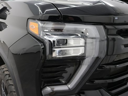 Used 2025 Chevrolet Silverado 2500 LT w/ Trail Boss Package image 26