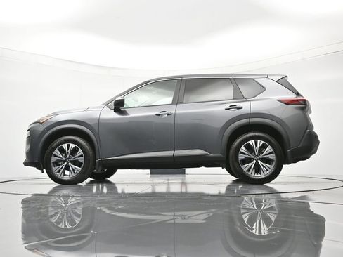 Used 2023 Nissan Rogue SV FWD image 42