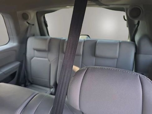 Used 2010 Honda Pilot Touring image 34