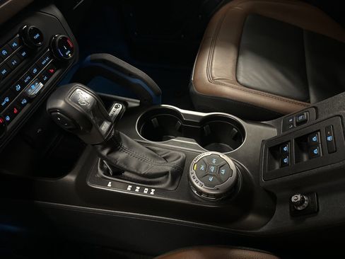 Certified 2022 Ford Bronco Outer Banks image 12