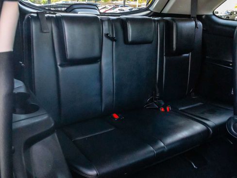 Certified 2019 Toyota Highlander XLE FWD image 21