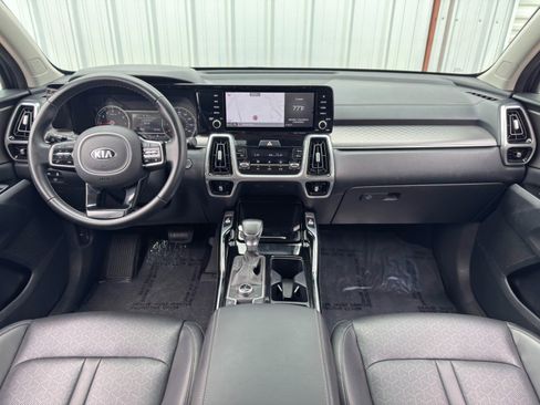 Used 2021 Kia Sorento SX image 12