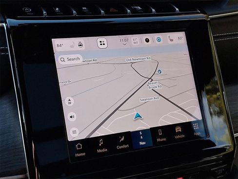 Used 2022 Jeep Grand Cherokee Overland w/ Adv Protech Group III image 18