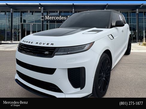 Used 2024 Land Rover Range Rover Sport AWD/4WD image 1