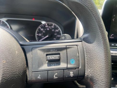 Certified 2024 Nissan Rogue SV AWD/4WD image 21