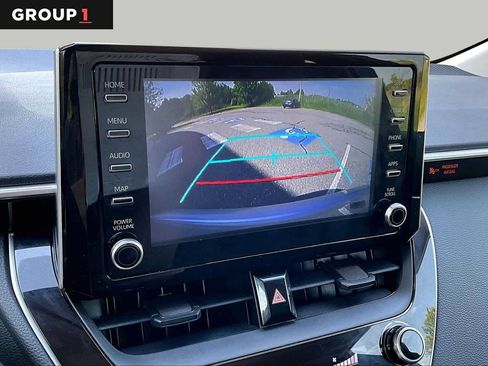 Used 2020 Toyota Corolla LE FWD image 29