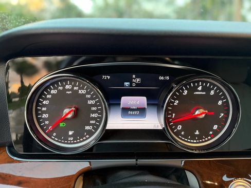 Used 2018 Mercedes-Benz E 300 image 17