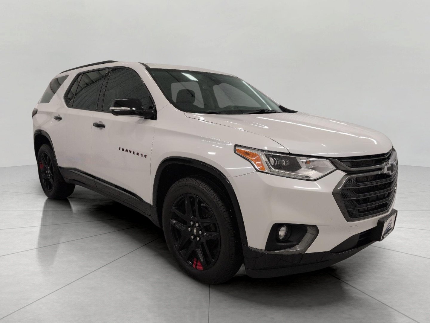 Certified 2020 Chevrolet Traverse Premier w/ Redline Edition AWD/4WD image 1