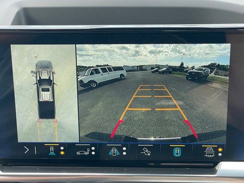 New 2026 Chevrolet Silverado 2500 LTZ w/ LTZ Convenience Package AWD/4WD image 20