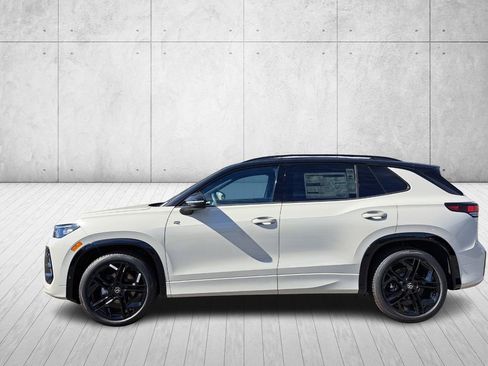 New 2026 Volkswagen Tiguan SE R-Line image 8