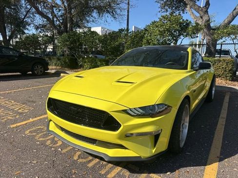 Used 2021 Ford Mustang GT Premium w/ Equipment Group 401A image 4