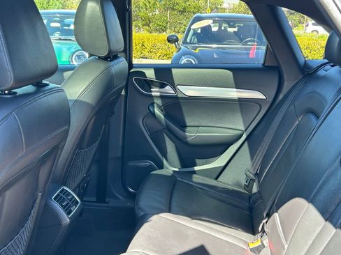 Used 2018 Audi Q3 2.0T Premium Plus w/ Premium Plus Package image 29