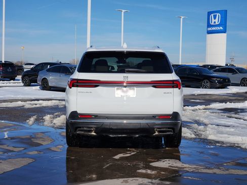 New 2026 Buick Envision Sport Touring image 8