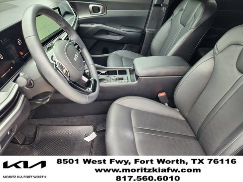 Used 2025 Kia Sorento S AWD/4WD image 9
